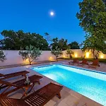 My Dalmatia - Zara With Private Swimming Pool