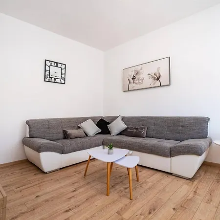 펜션 My Dalmatia - Zara With Private Swimming Pool Stankovci (Zadar)