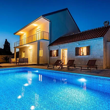 My Dalmatia - Zara With Private Swimming Pool Holiday home *