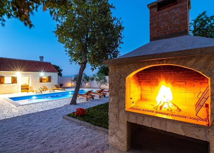 My Dalmatia - Zara With Private Swimming Pool *